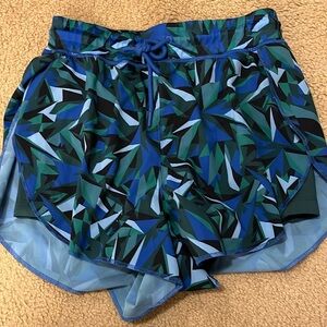 Senita run shorts